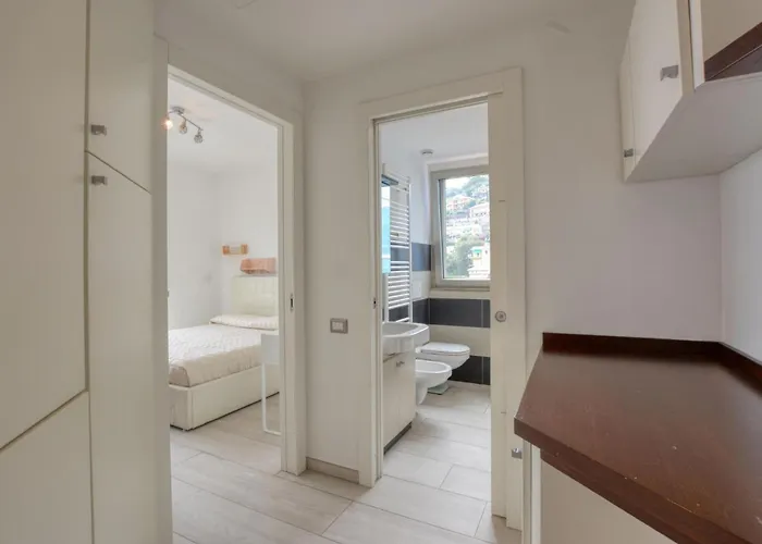 2 Bedroom Cozy In Lägenhet Recco