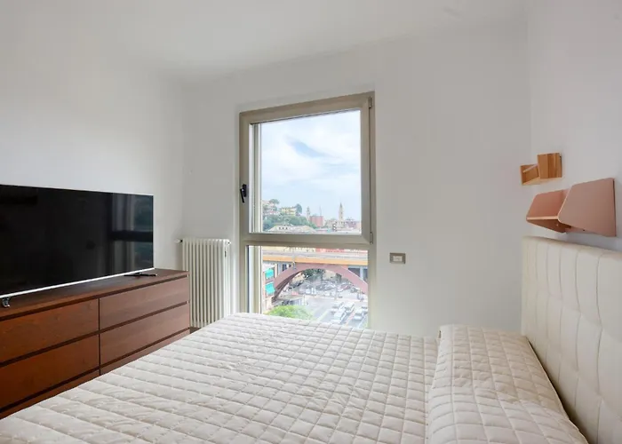 2 Bedroom Cozy In Lägenhet Recco